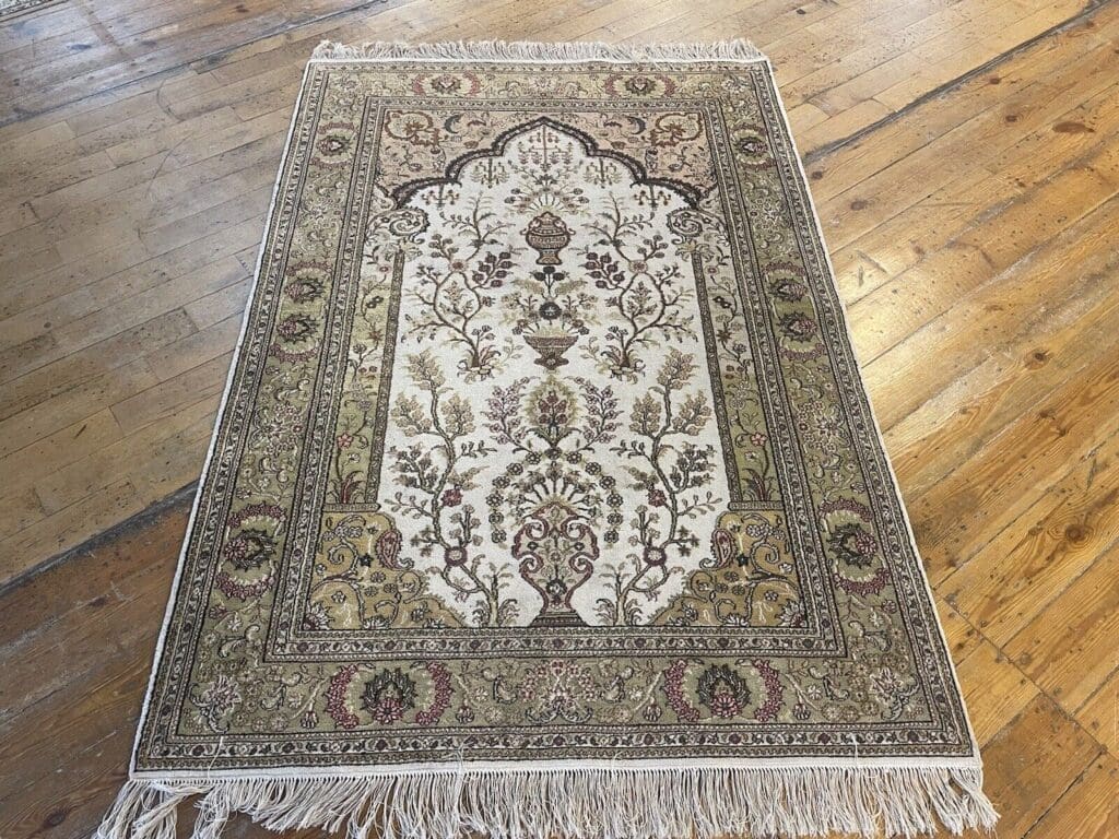 Orientteppich Kashmir 180 x 120 cm Seide handgeknüpft