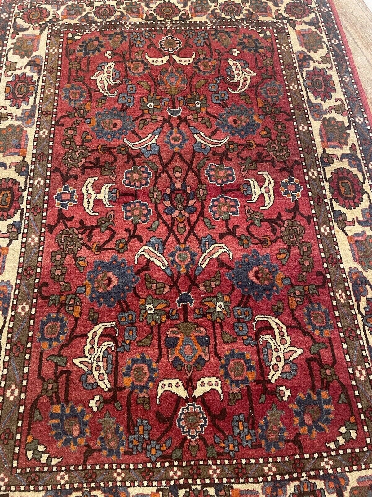 Perserteppich Esfahan 207 x 150 cm Wolle handgeknüpft