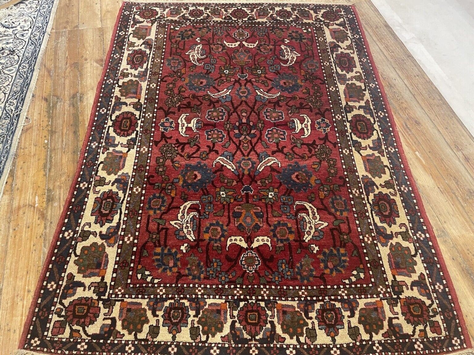 Perserteppich Esfahan 207 x 150 cm Wolle handgeknüpft