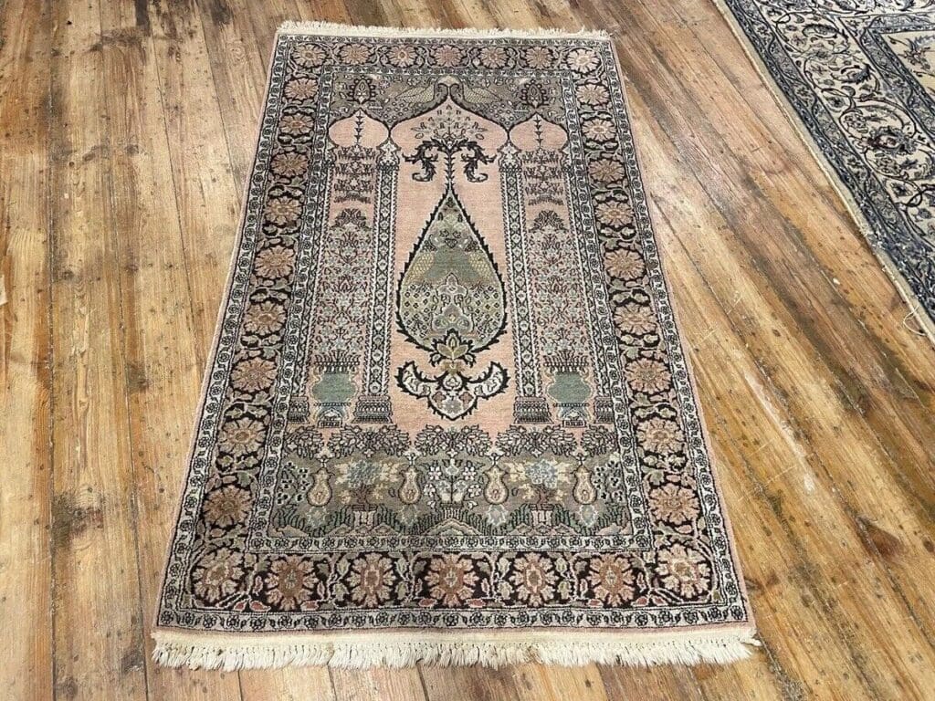 perserteppich-155x92-cm-modernes-medallion-handgeknupft-aus-100-reiner-7 Orientteppich Indien 155x92 cm Seide handgeknüpft