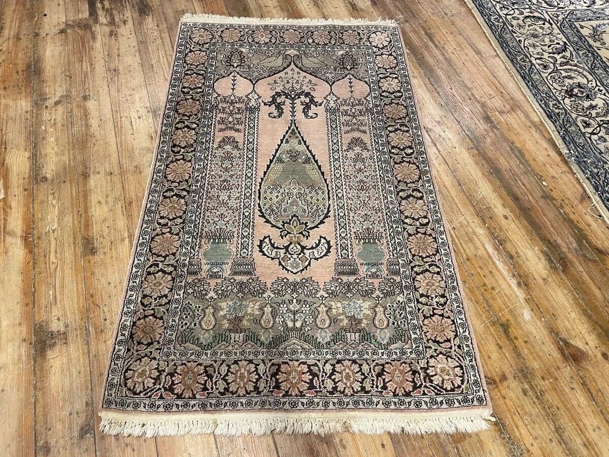 perserteppich-155x92-cm-modernes-medallion-handgeknupft-aus-100-reiner-7 Orientteppich Indien 155x92 cm Seide handgeknüpft