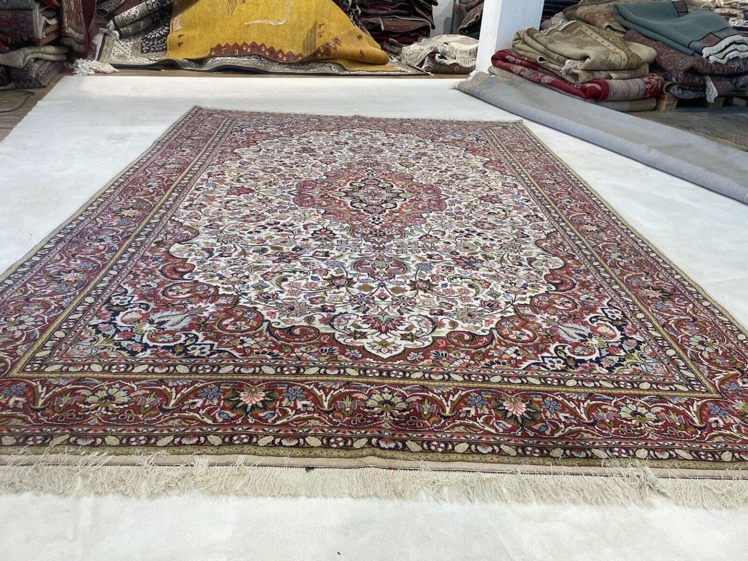 Perserteppich Sarough 345 x 245 cm Wolle handgeknüpft