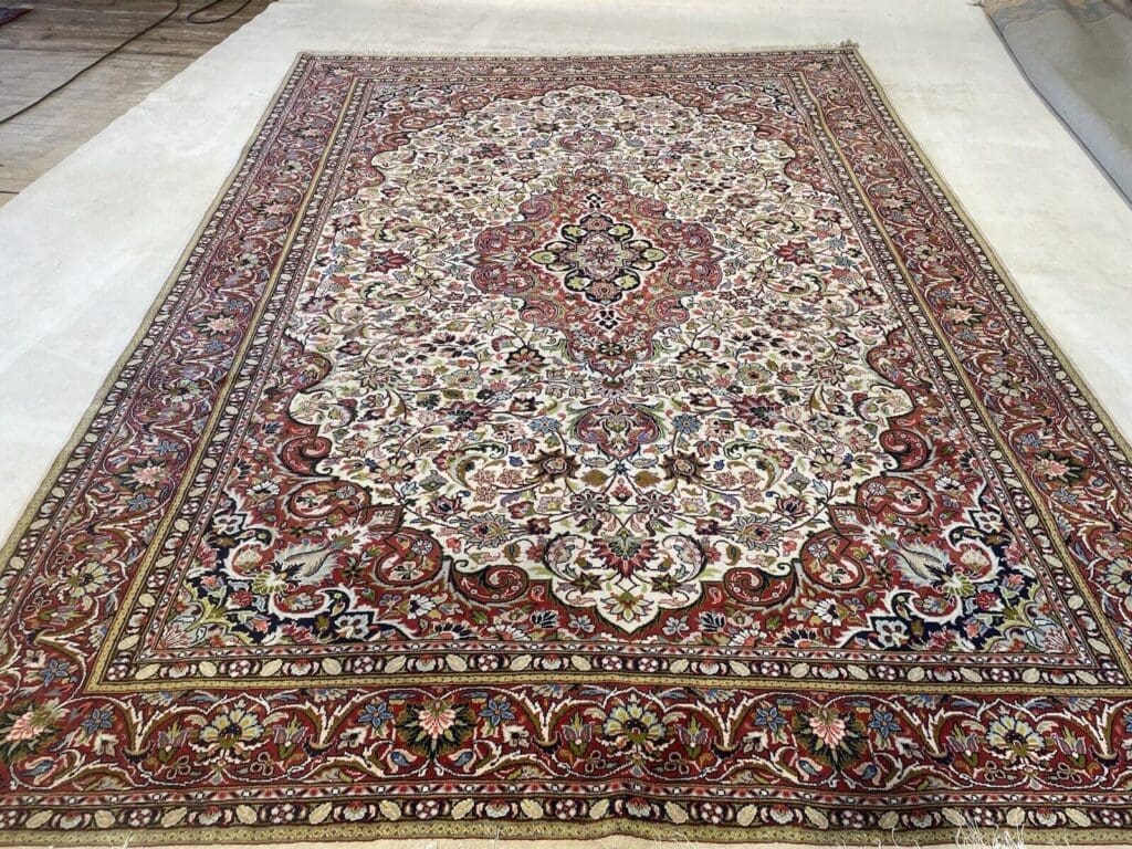 Perserteppich Sarough 345 x 245 cm Wolle handgeknüpft