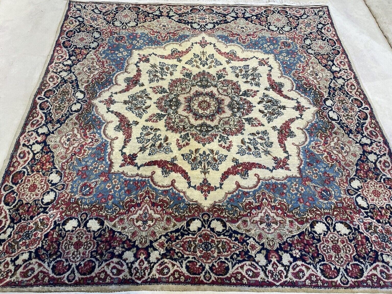 Perserteppich Kirman 180x180 cm Baumwolle handgeknüpft