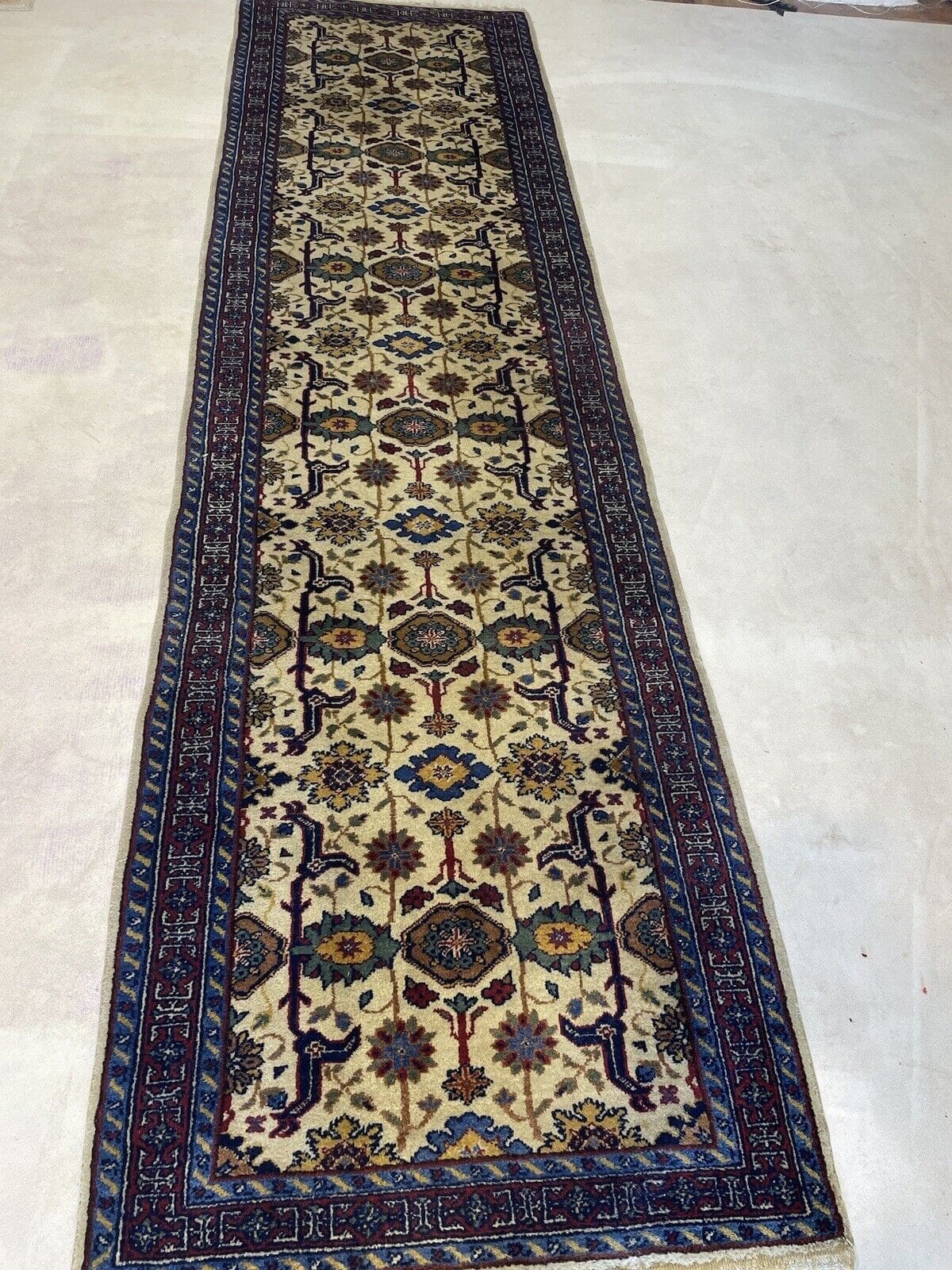 Orientteppich Sarough 343 x 95 cm Baumwolle handgeknüpft