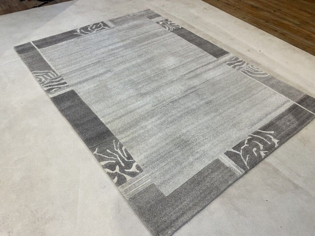 Orientteppich Nepal 200 x 140 cm Wolle handgeknüpft