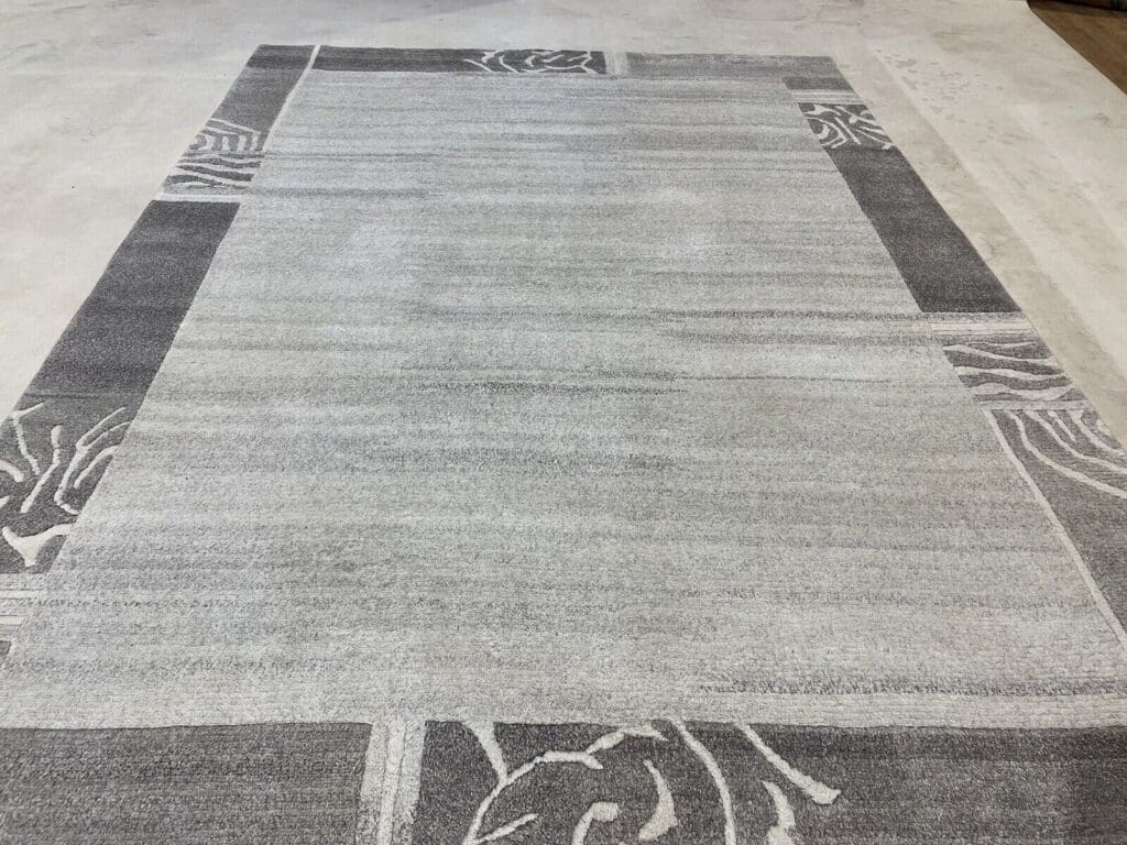 Orientteppich Nepal 200 x 140 cm Wolle handgeknüpft