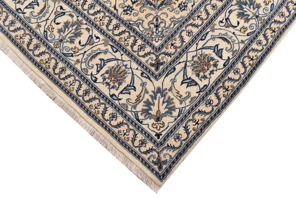 original-perserteppich-nain-kashmari-205-x-196-cm-neu-top-zustand-1-4 Perserteppich Nain 205 x 196 cm geknüpft (Verkauft)