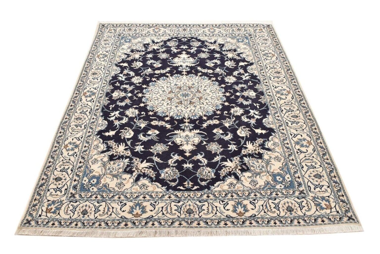 Perserteppich Nain 233 x 166 cm handgeknüpft (Verkauft)
