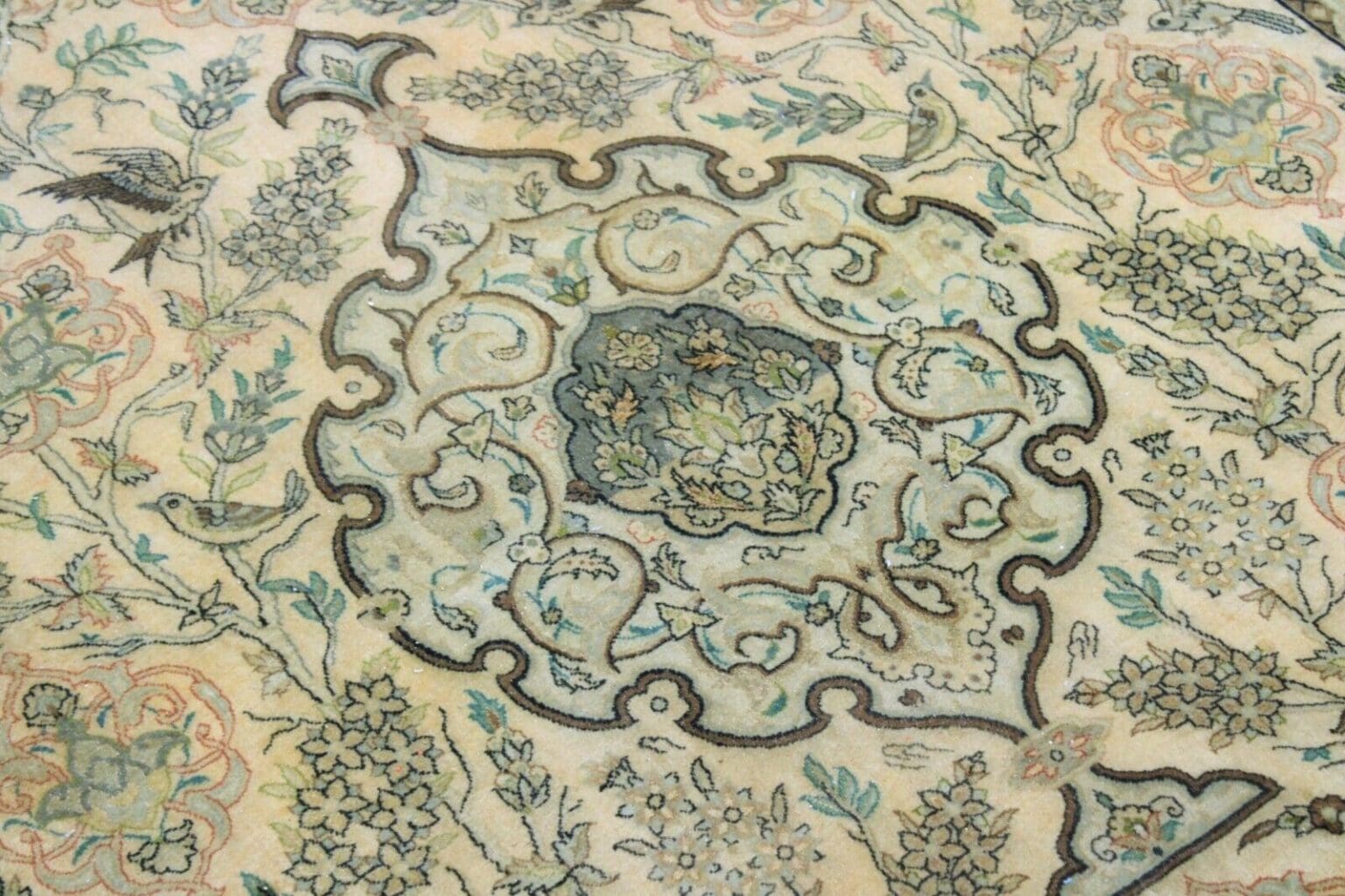 Perserteppich Isfahan 240 x 154 cm Seide Wolle handgeknüpft
