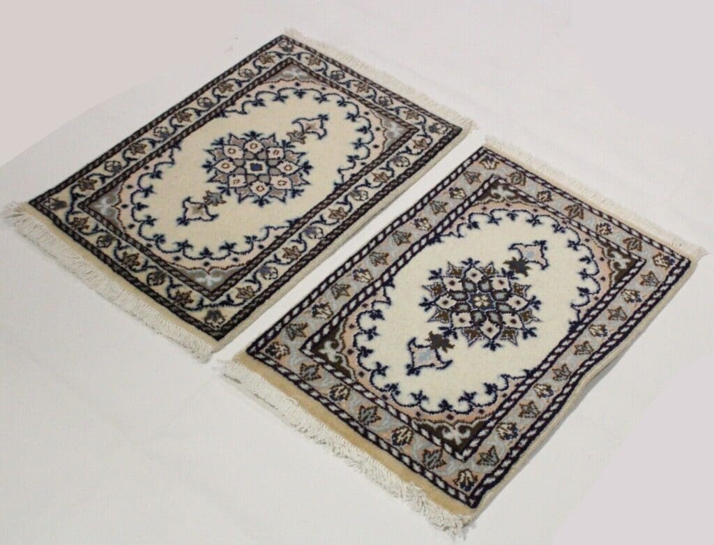 Perserteppich Nain 40 cm x 60 cm handgeknüpft (Verkauft)