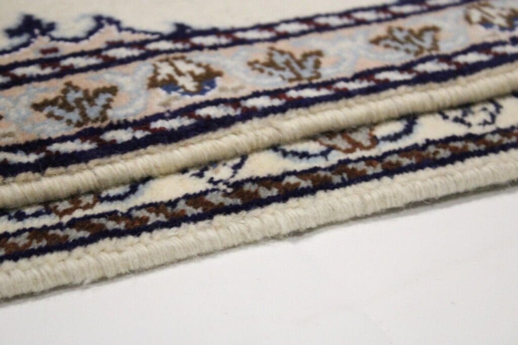 Perserteppich Nain 40 cm x 60 cm handgeknüpft (Verkauft)