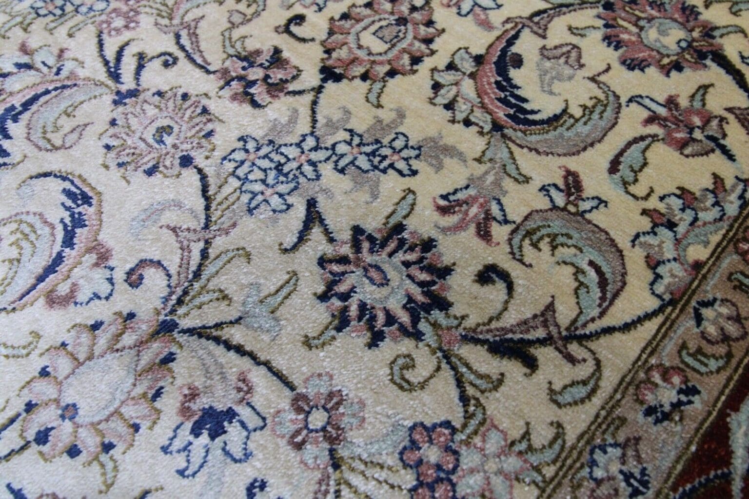 Perserteppich Ghom 121 x 81 cm Seide handgeknüpft