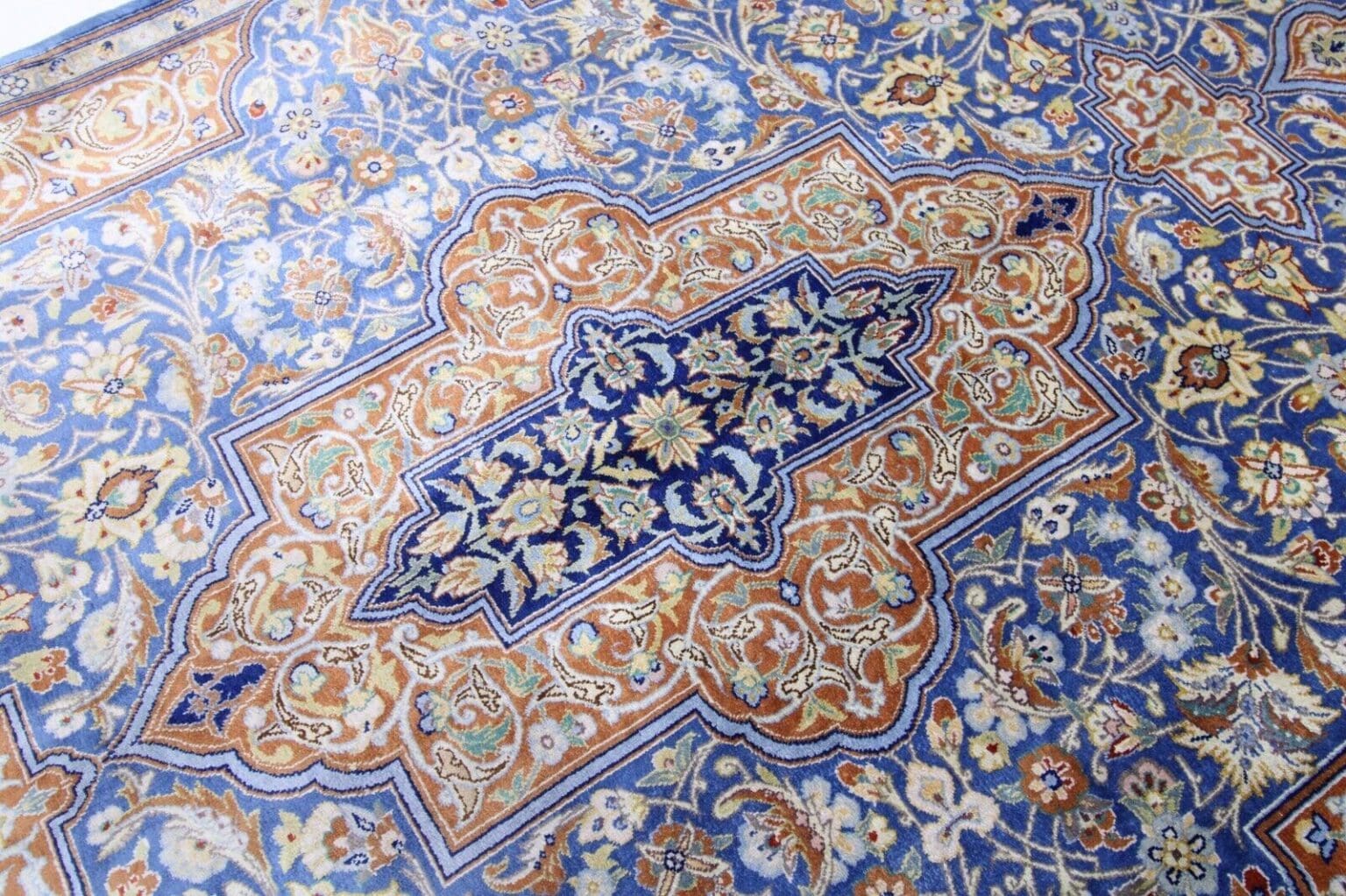 Perserteppich Ghom 120 x 78 cm Seide handgeknüpft