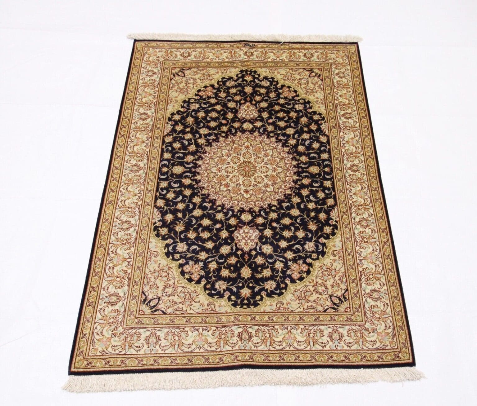 Perserteppich Ghom 118 x 81 cm Seide handgeknüpft