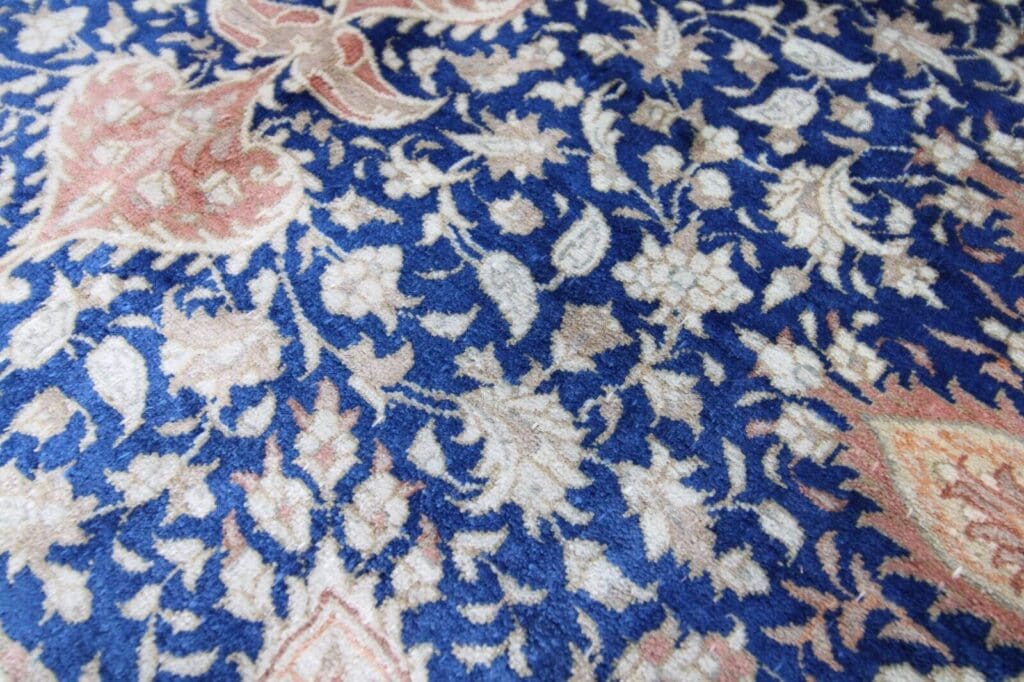 Perserteppich Qom 115 x 78 cm Seide handgeknüpft
