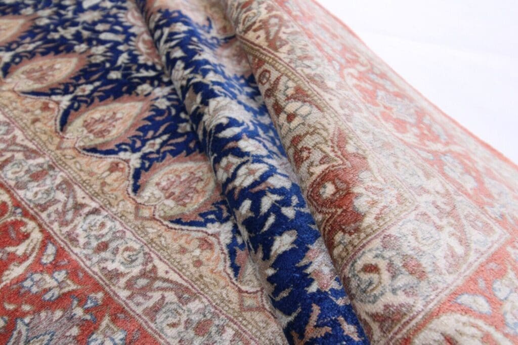 Perserteppich Qom 115 x 78 cm Seide handgeknüpft