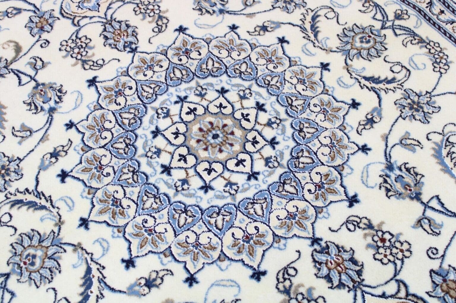 Perserteppich Nain Kaschmir 298 x 200 cm Wolle handgeknüpft