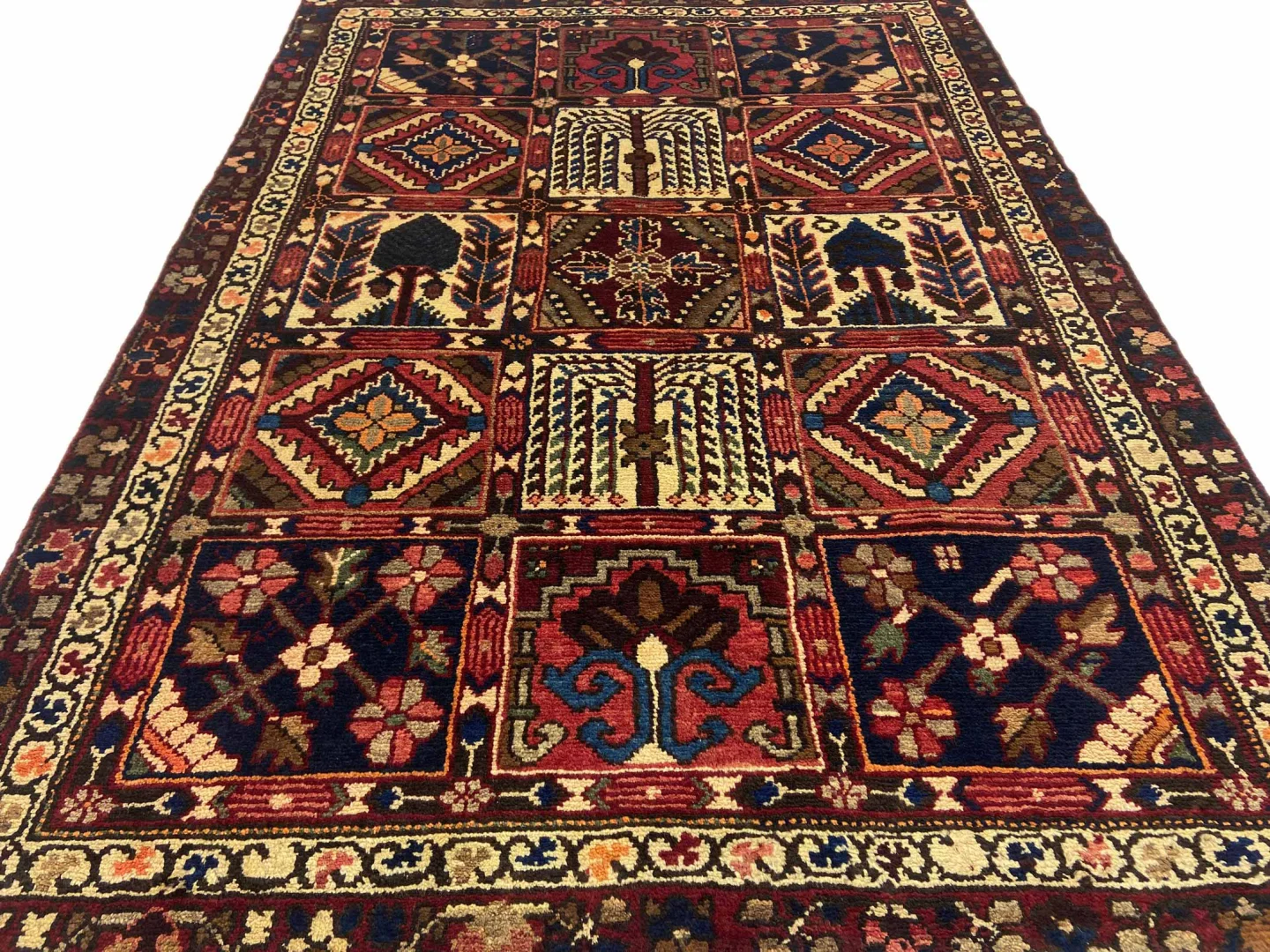 Perserteppich Bakhtiar 185 x 132 cm Wolle handgeknüpft