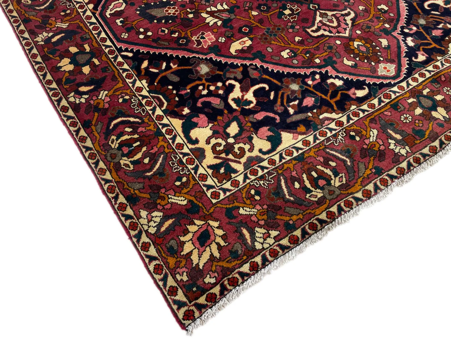 bakhtiar-perserteppich-295-x-205-cm-kheshti-gartenmuster-150000-200000-3 Perserteppich Bakhtiar 295 x 205 cm Wolle handgeknüpft
