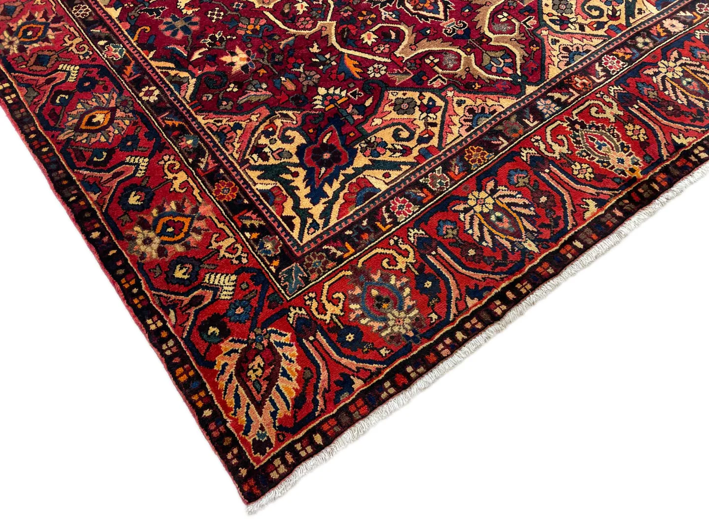 bakhtiar-teppich-303-x-228-cm-150000-200000-knoten-m-widerstandsfahig-3 Perserteppich Bakhtiar 303 x 228 cm Wolle handgeknüpft