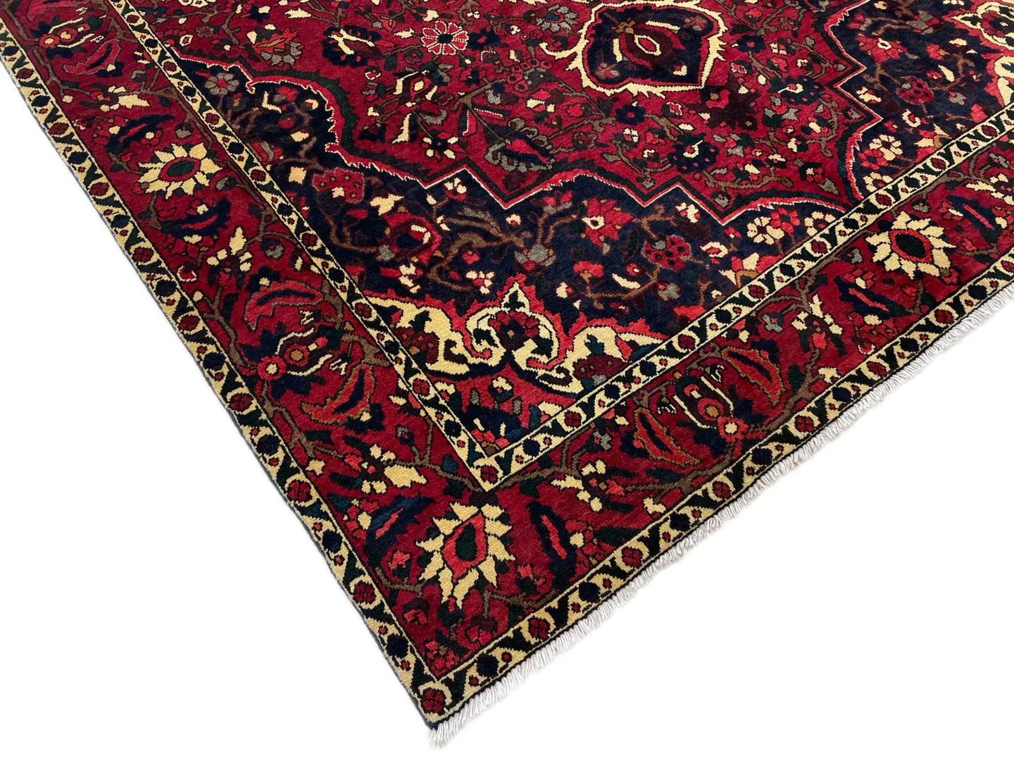 bakhtiar-teppich-305-x-208-cm-kheshti-gartenmuster-knotendichte-150000-1-3 Perserteppich Bakhtiar 305 x 208 cm Wolle handgeknüpft