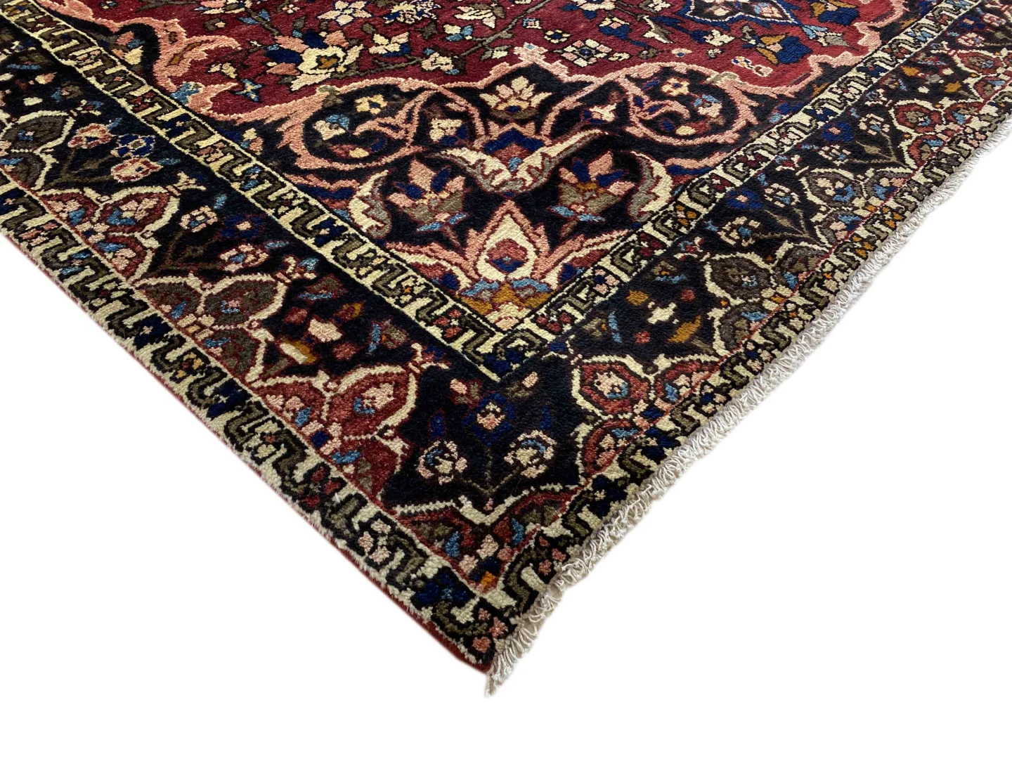 Perserteppich Bakhtiar 327 x 220 cm Wolle handgeknüpft