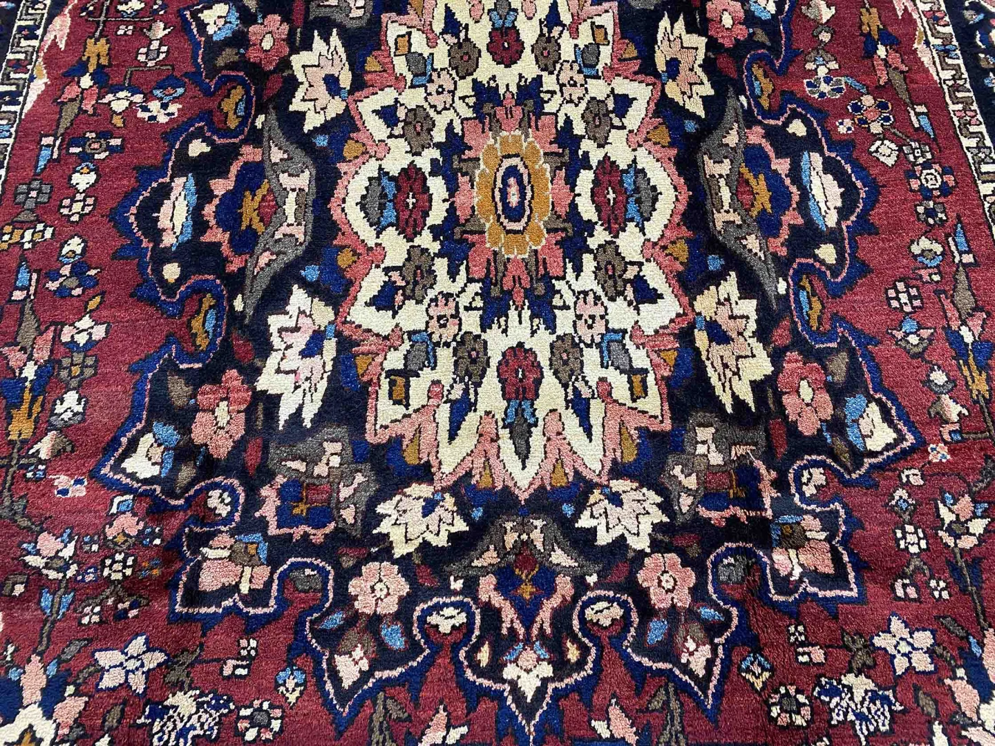 Perserteppich Bakhtiar 327 x 220 cm Wolle handgeknüpft