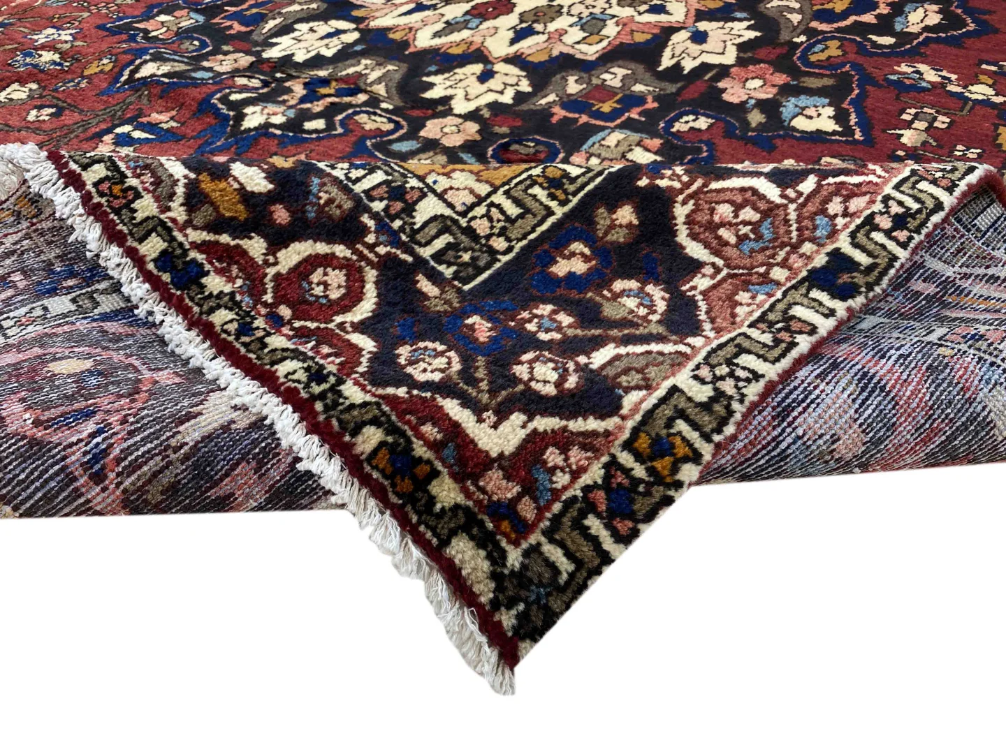 Perserteppich Bakhtiar 327 x 220 cm Wolle handgeknüpft