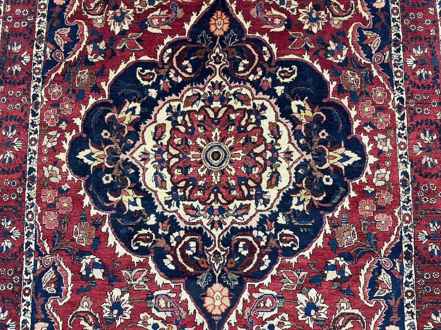 Perserteppich Bakhtiar 332 x 220 cm Wolle handgeknüpft