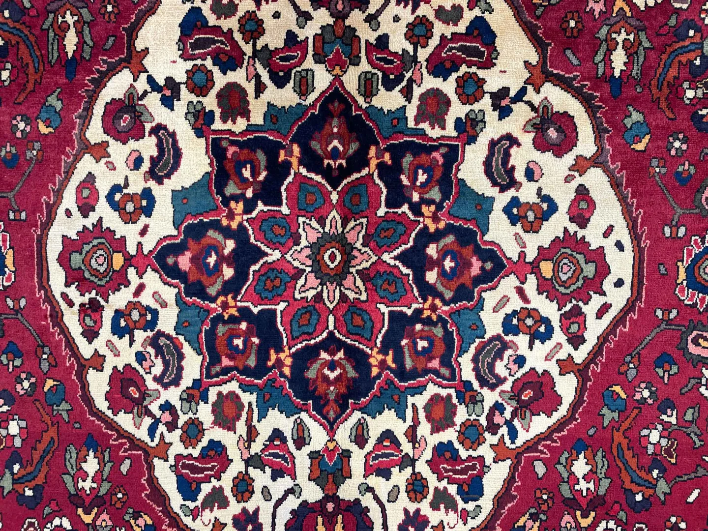 Perserteppich Bakhtiar 335 x 220 cm Wolle handgeknupft