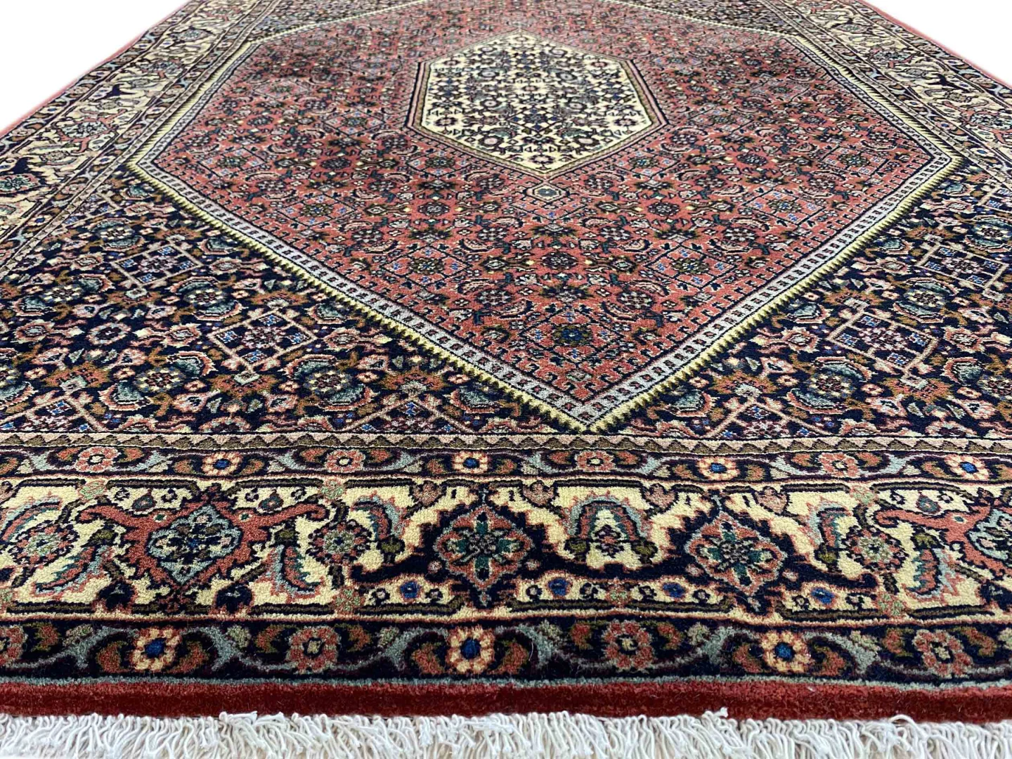 Perserteppich Bidjar 176 x 115 cm Wolle handgeknüpft