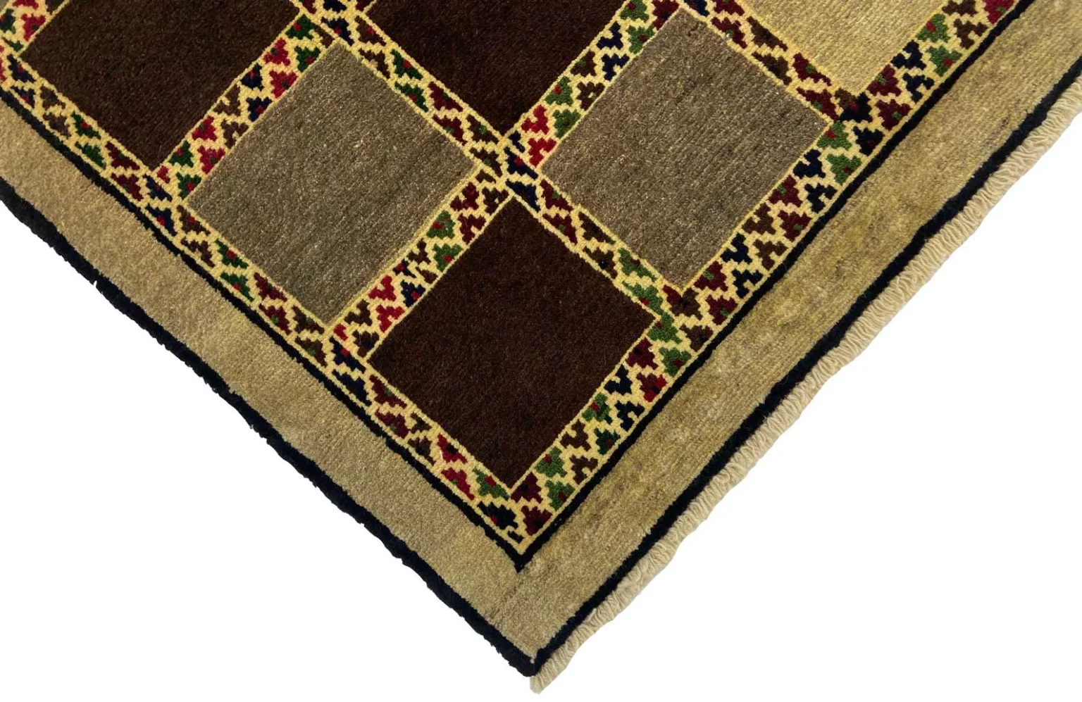 gabbeh-142-x-100-cm-90000-180000-knoten-m-ausgefallene-muster-aus-3 Perserteppich Fars 142 x 100 cm Wolle handgeknüpft