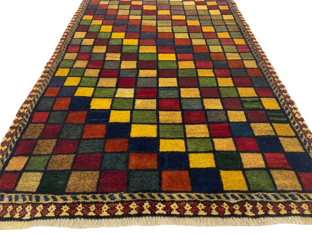 gabbeh-159-x-102-cm-ausgefallene-muster-knotendichte-90000-180000-m-1-4 Perserteppich Gabbeh 159 x 102 cm Schurwolle handgeknüpft