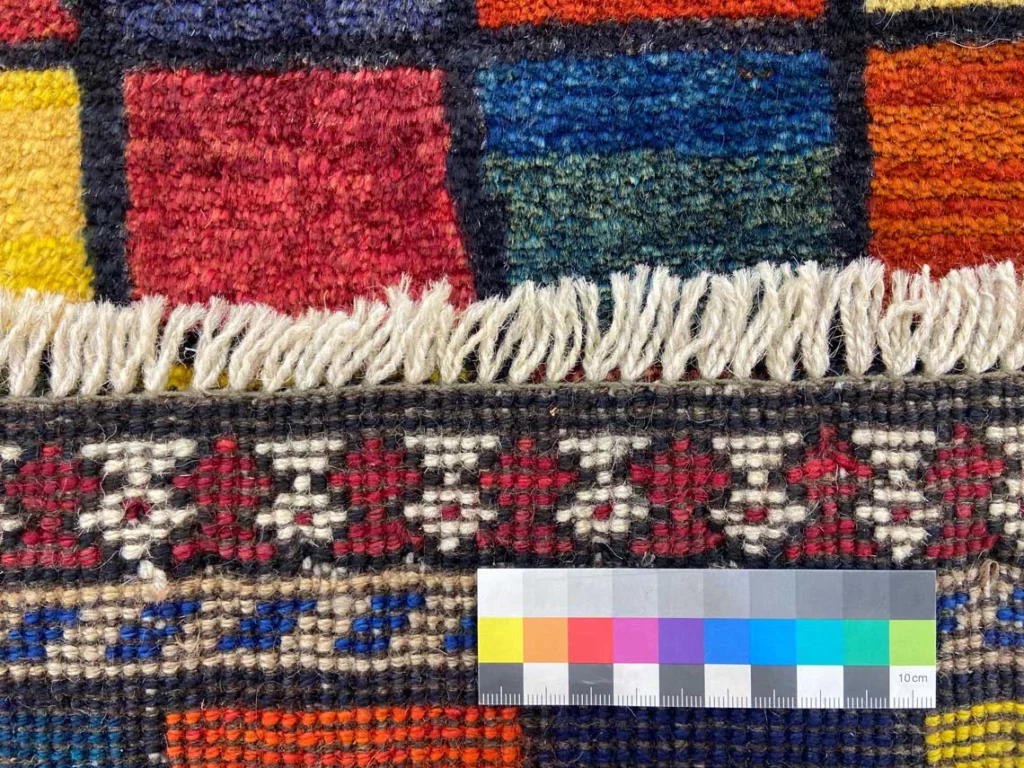 gabbeh-159-x-102-cm-ausgefallene-muster-knotendichte-90000-180000-m-1-5 Perserteppich Gabbeh 159 x 102 cm Schurwolle handgeknüpft
