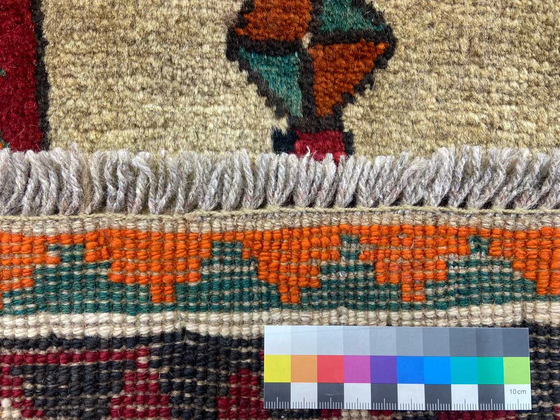 gabbeh-shuli-teppich-190-x-134-cm-altnomadische-muster-90000-180000-5 Perserteppich Fars 190 x 134 cm Wolle handgeknüpft