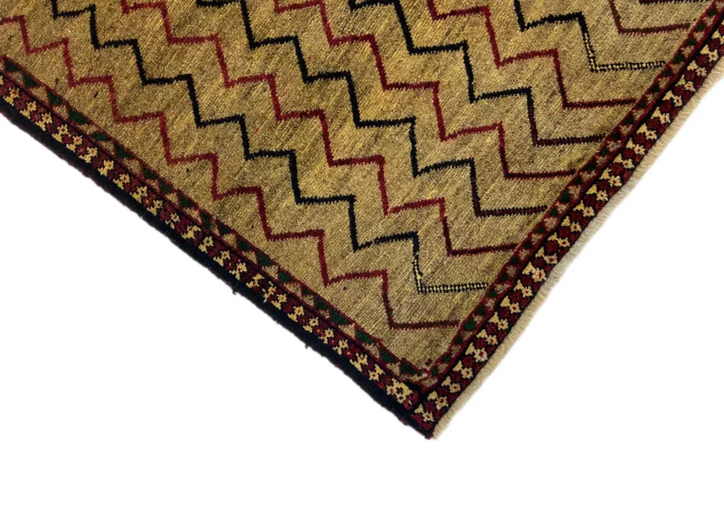 gabbeh-shuli-teppich-190-x-87-cm-ausgefallene-muster-mit-glanzvoller-3 Perserteppich Fars 190 x 87 cm Wolle handgeknüpft