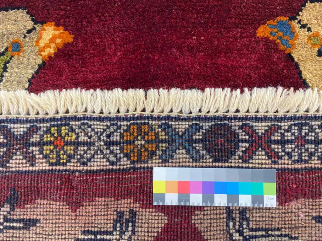 gabbeh-shuli-teppich-193-x-85-cm-ausgefallene-muster-knotendichte-90000-4 Perserteppich Fars 193 x 85 cm Wolle handgeknüpft