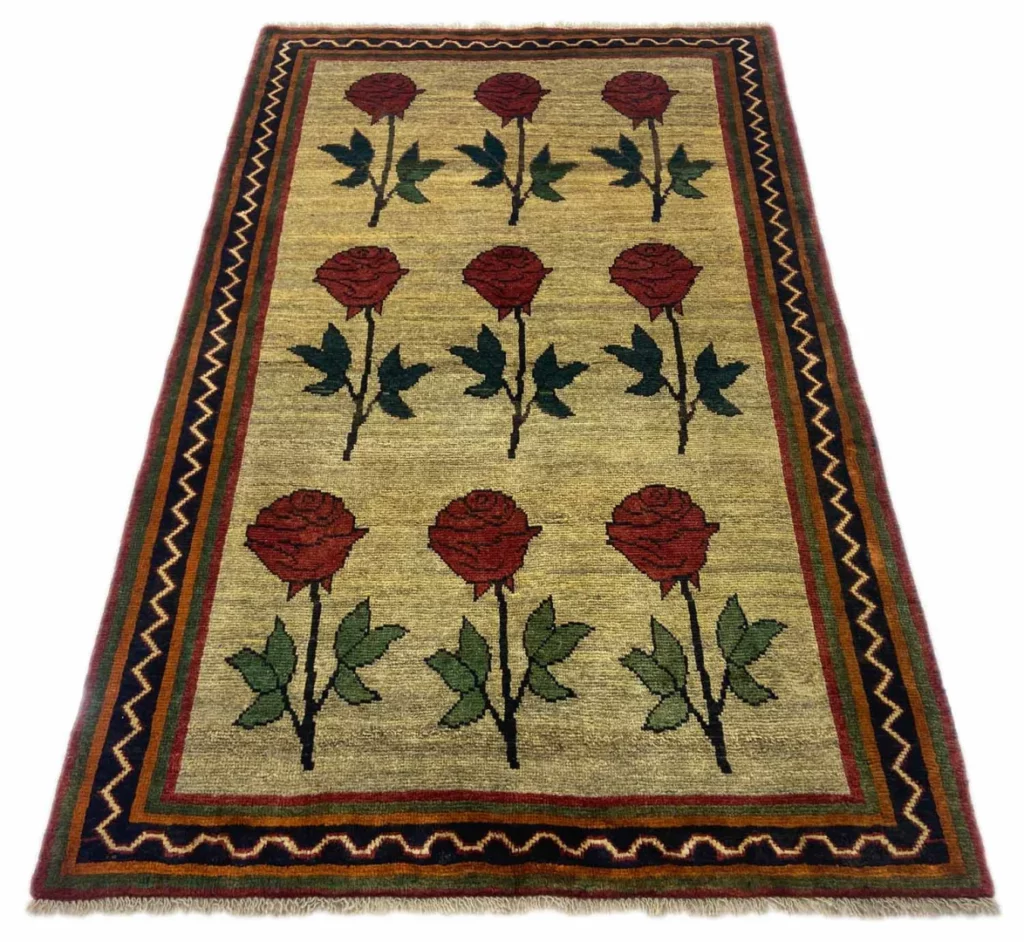 gabbeh-193-x-121-cm-gabbeh-shuli-mit-ausgefallenen-mustern-knotendichte-1-1 Perserteppich Fars 193 x 121 cm Wolle handgeknüpft