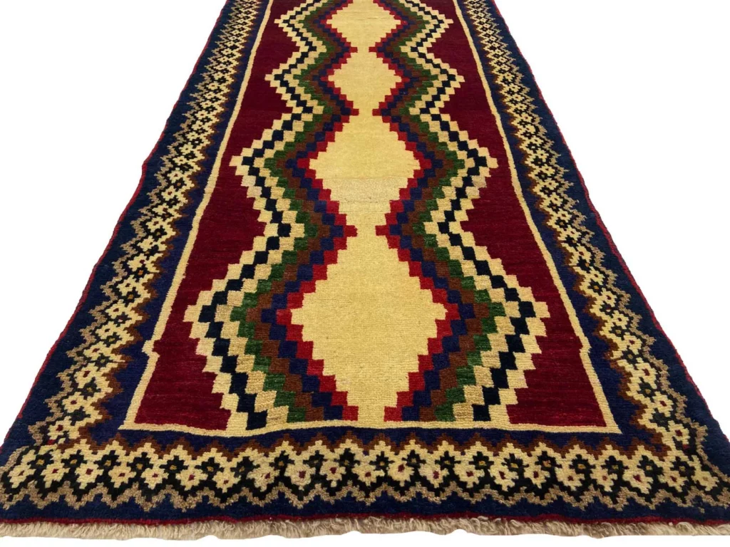 gabbeh-shuli-200-x-94-cm-90000-180000-knoten-ausgefallene-muster-auf-4 Perserteppich Fars 200 x 94 cm Wolle handgeknüpft