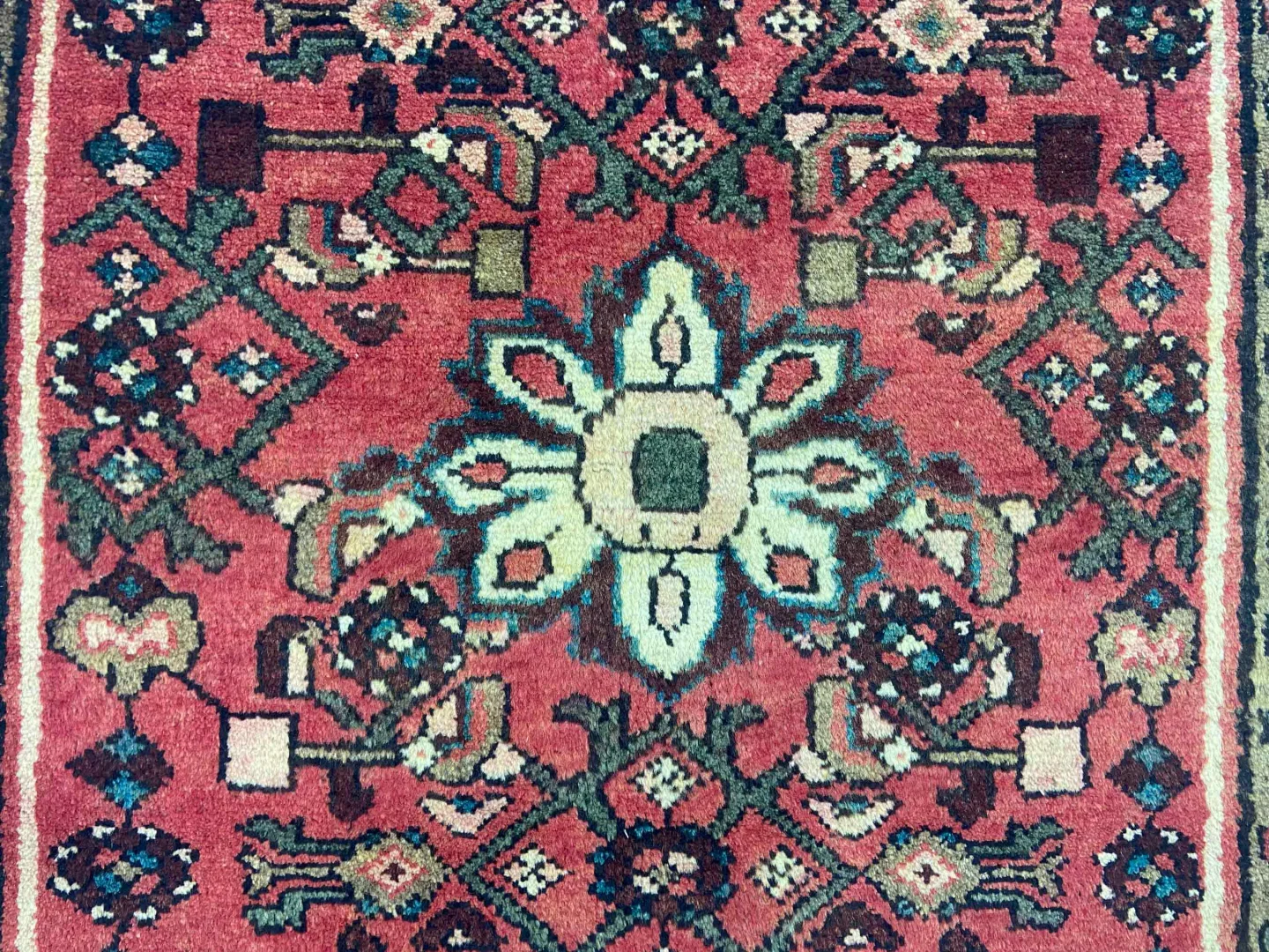 Perserteppich Hosseinabad 180 x 100 cm Wolle handgeknüpft