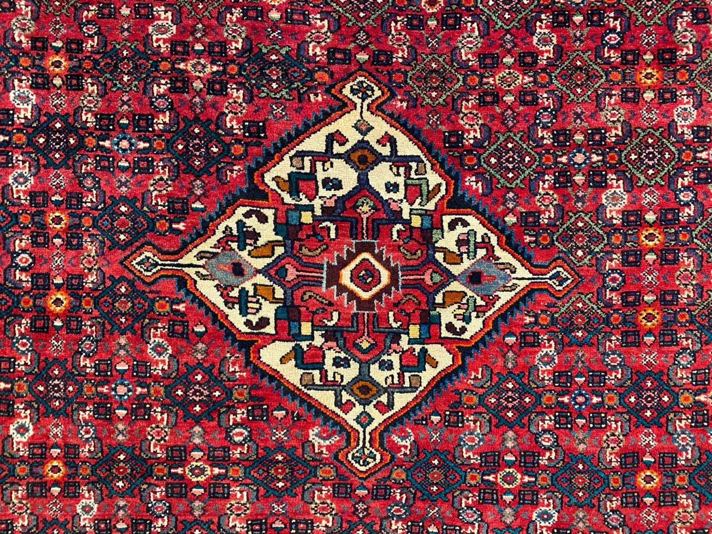 Perserteppich Hosseinabad 326 x 214 cm Wolle handgeknüpft