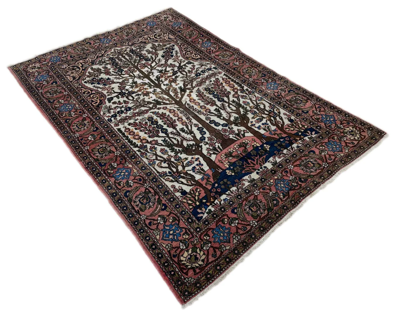 Perserteppich Isfahan 204 x 142 cm Wolle handgeknüpft