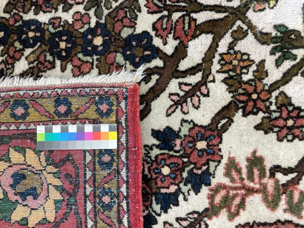 Perserteppich Isfahan 204 x 142 cm Wolle handgeknüpft