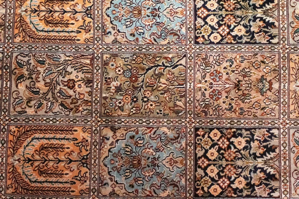 Orientteppich Nordindien 135 x 78 cm Kaschmir-Seide handgeknüpft