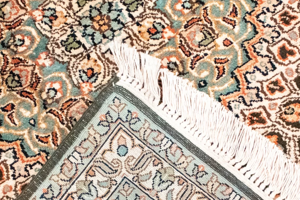 kaschmir-seide-teppich-280-x-185-cm-hohe-knotendichte-florales-feldmuster-1-6 Orientteppich Nordindien 280 x 185 cm Kaschmir handgeknüpft