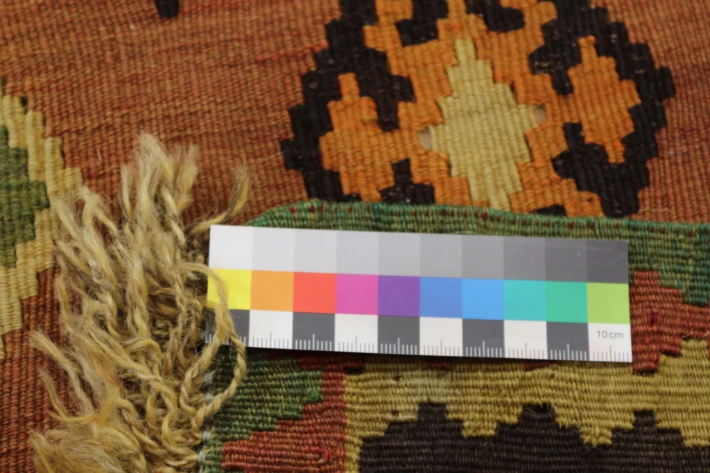 kelim-284-x-152-cm-handgewebter-teppich-mit-beidseitig-identischem-muster-1-6 Perserteppich Fars 284 x 152 cm handgewebt
