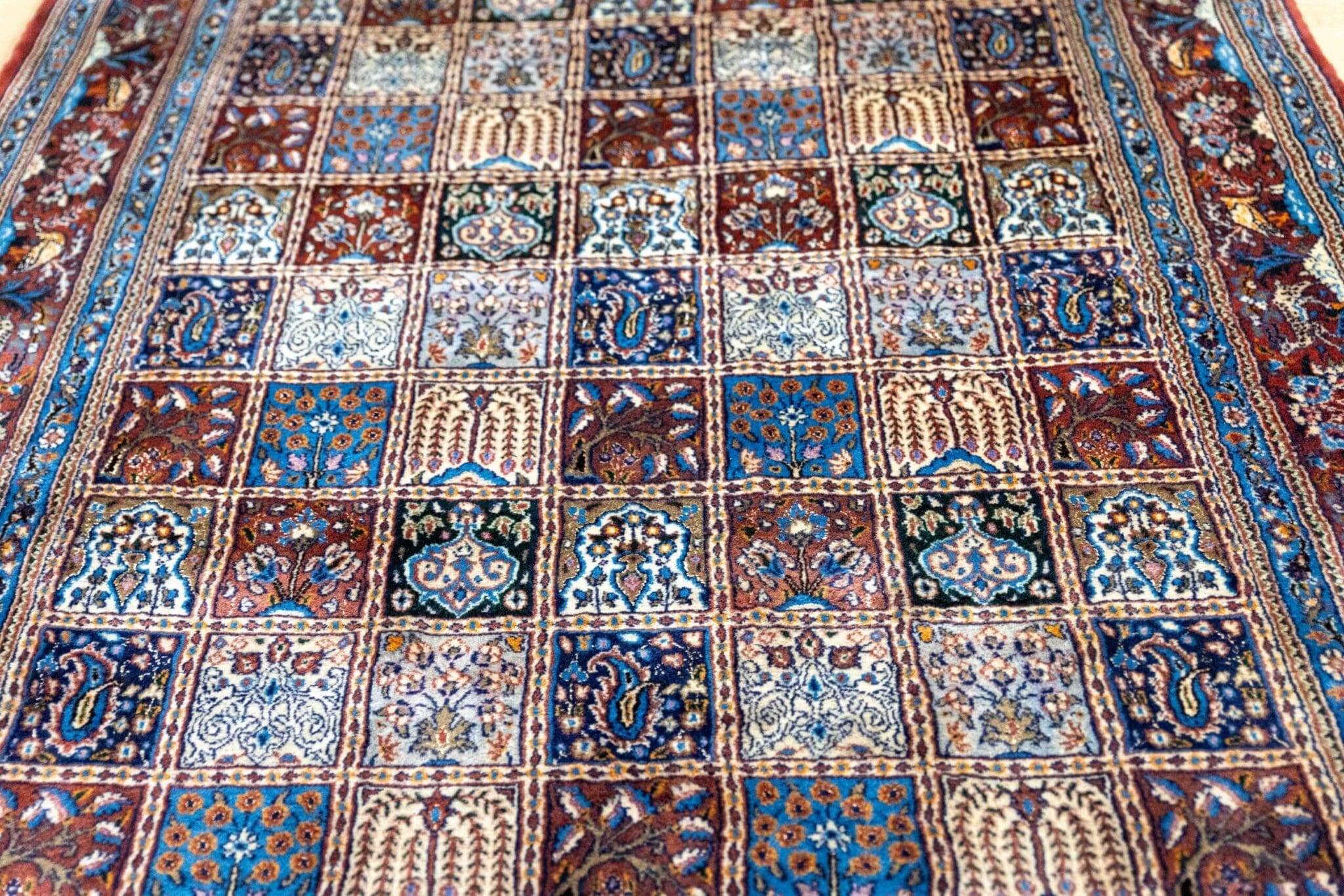 Perserteppich Moud 205 x 152 cm Wolle Seide handgeknüpft