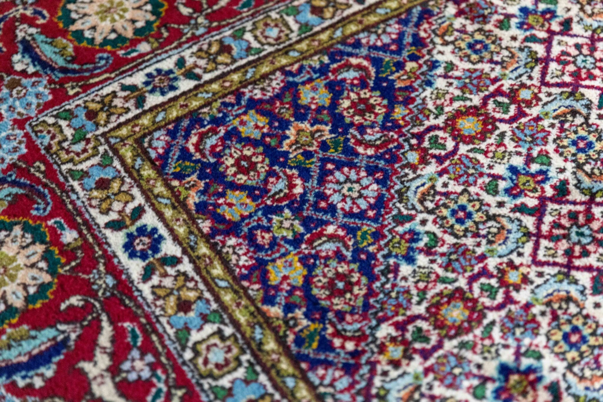 Perserteppich Tabriz 330x238cm Wolle handgeknüpft