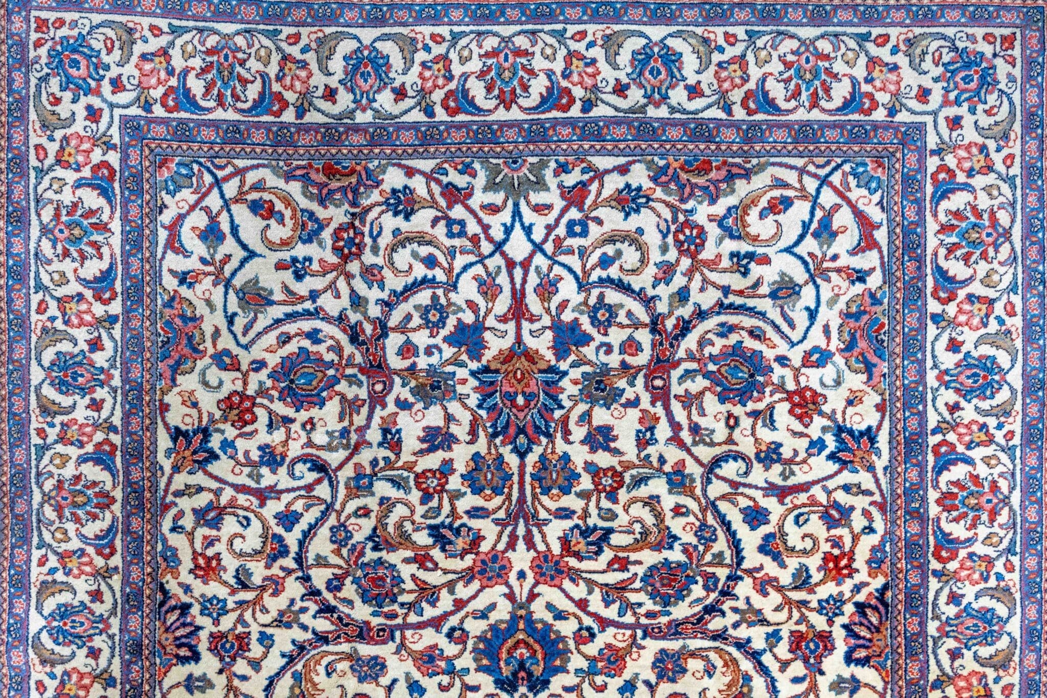 Perserteppich Sarough 319 x 227 cm handgeknüpft (Verkauft)